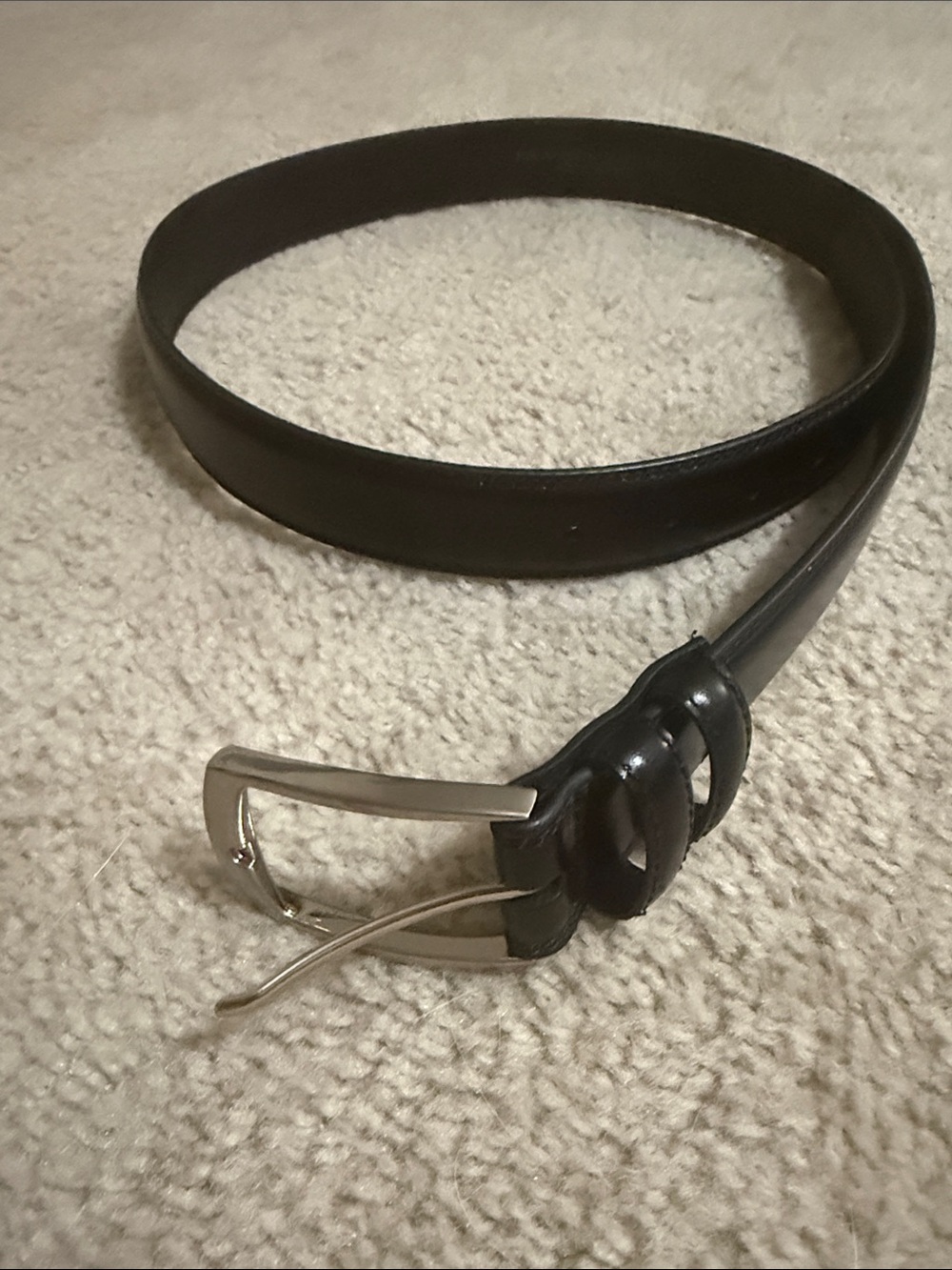 Classic Black Leather Men's Belt - Unbranded